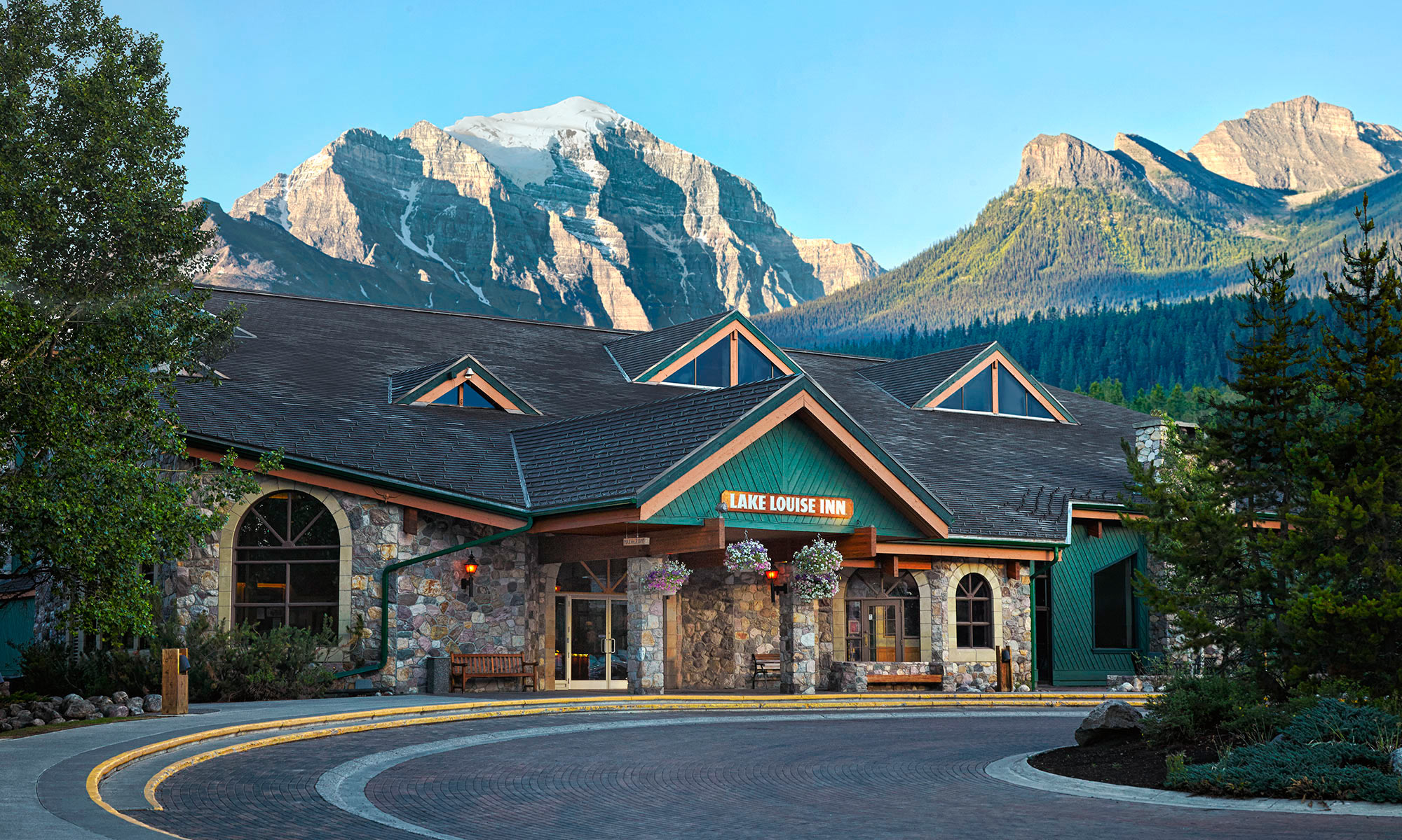 Lake Banff National Park Hotel