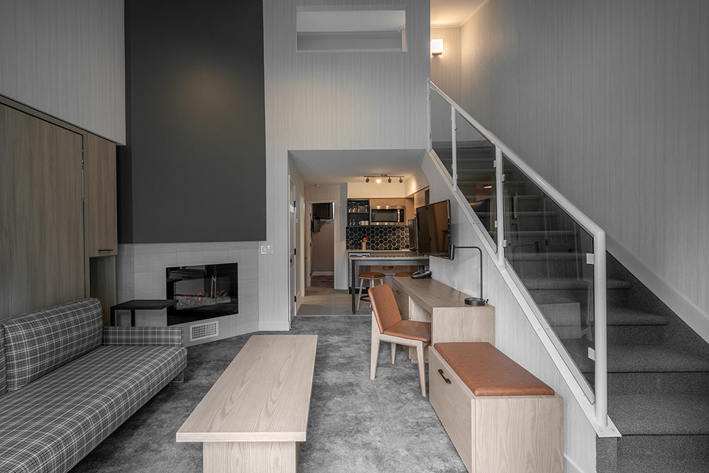 one bedroom with loft, sleeps 8, newly renovated 2019